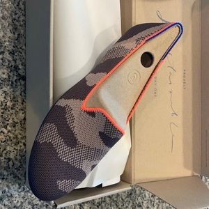 Rothy’s-new in box, never worn. Size 8